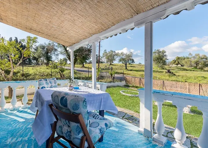 Blue House - Recently Renovated דירה