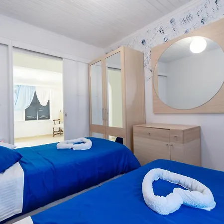 Apartment Blue House *